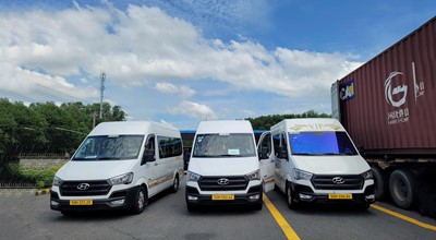 Thuê Xe 16 Chỗ Tại TP.HCM – Xe Đời Mới, Giá Minh Bạch, Phục Vụ Chuyên Nghiệp