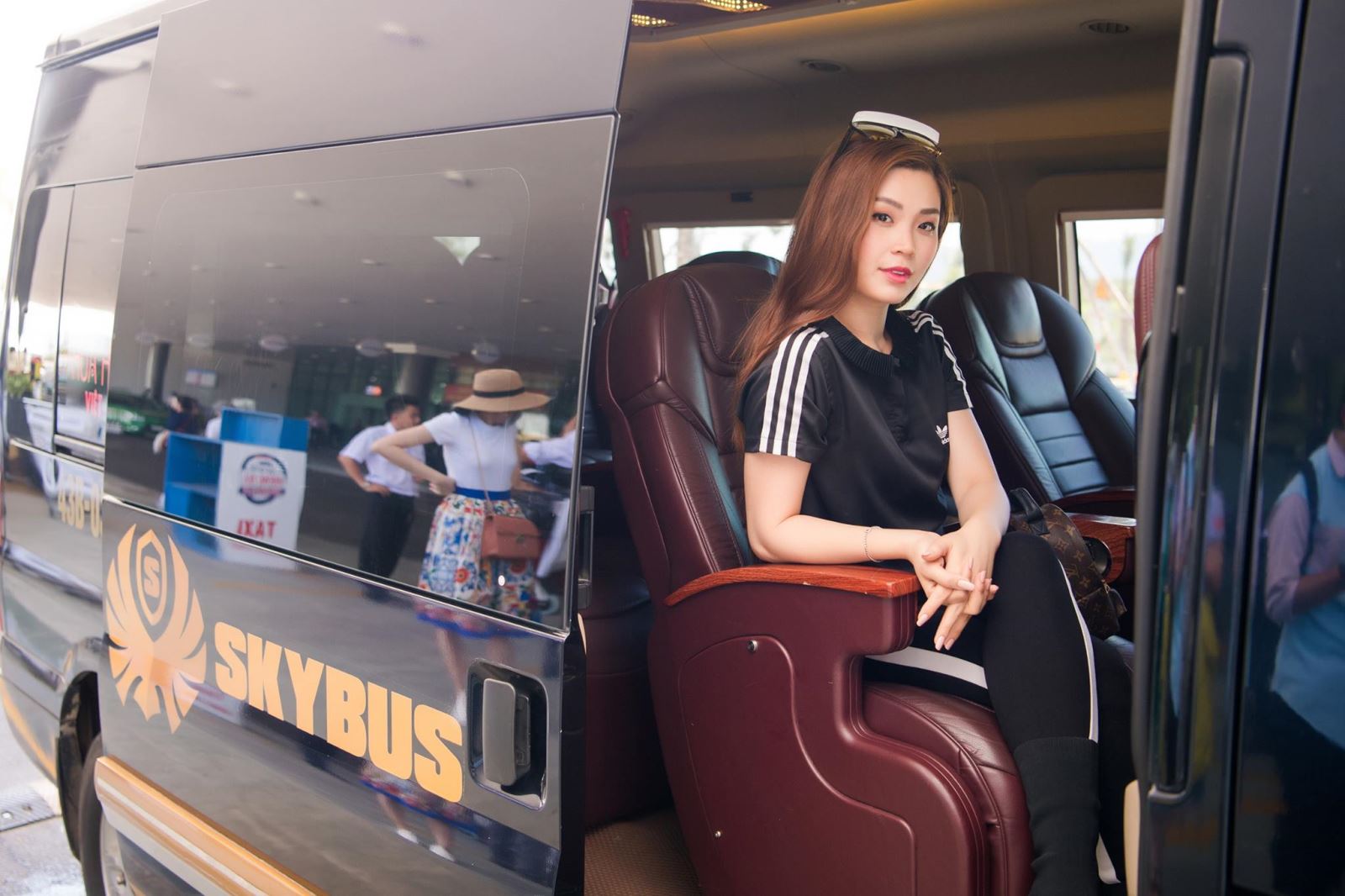 thuê xe limousine 9 chỗ tại tp.hcm