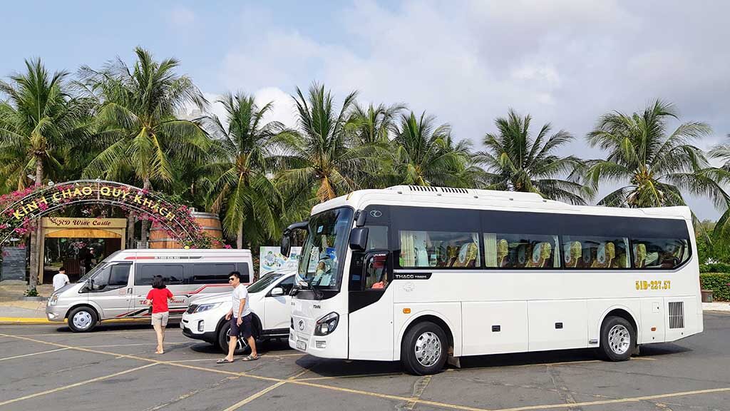 Dịch Vụ Thuê Xe 30 Chỗ Tại TP.HCM